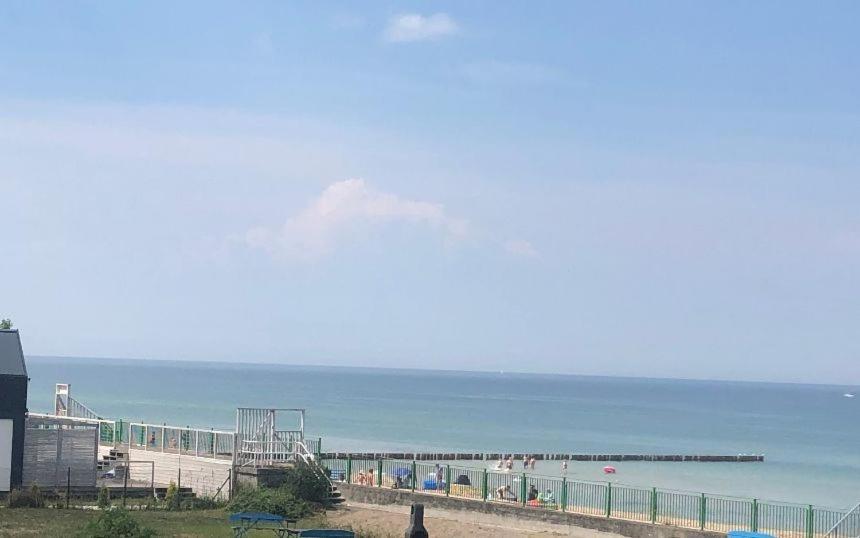 Apartamenty Morskie Gardenia 2 Dziwnów Esterno foto